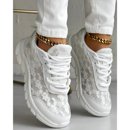 Chaussures femme à lacets bout fermé coloris blanc