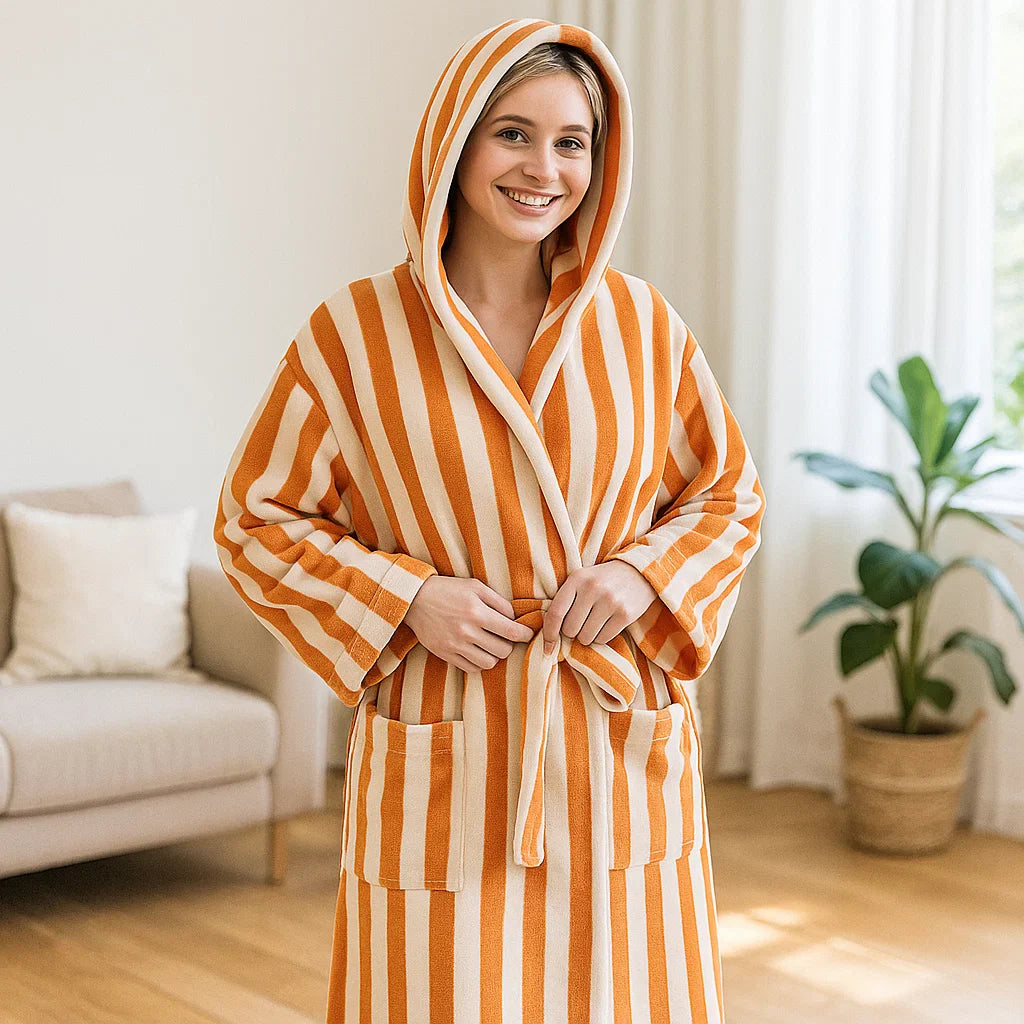 VeluLuxe – Peignoir en Soie de Style Hôtelier pour un Maximum de Détente