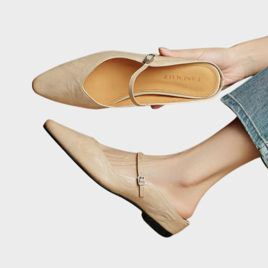 Chaussures Mary Jane pour femmes | Bout pointu, Cuir, Semelle plate