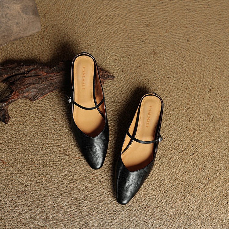 Chaussures Mary Jane pour femmes | Bout pointu, Cuir, Semelle plate