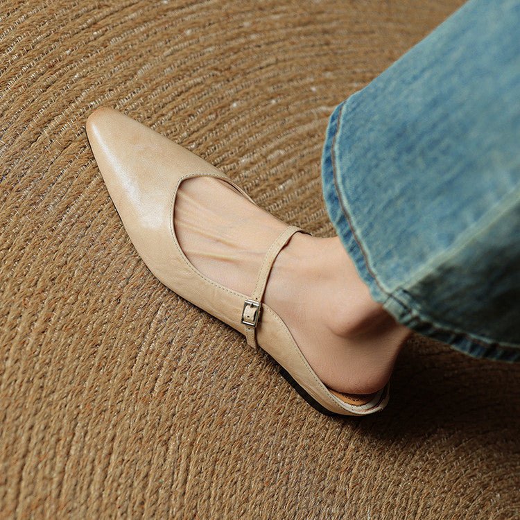 Chaussures Mary Jane pour femmes | Bout pointu, Cuir, Semelle plate