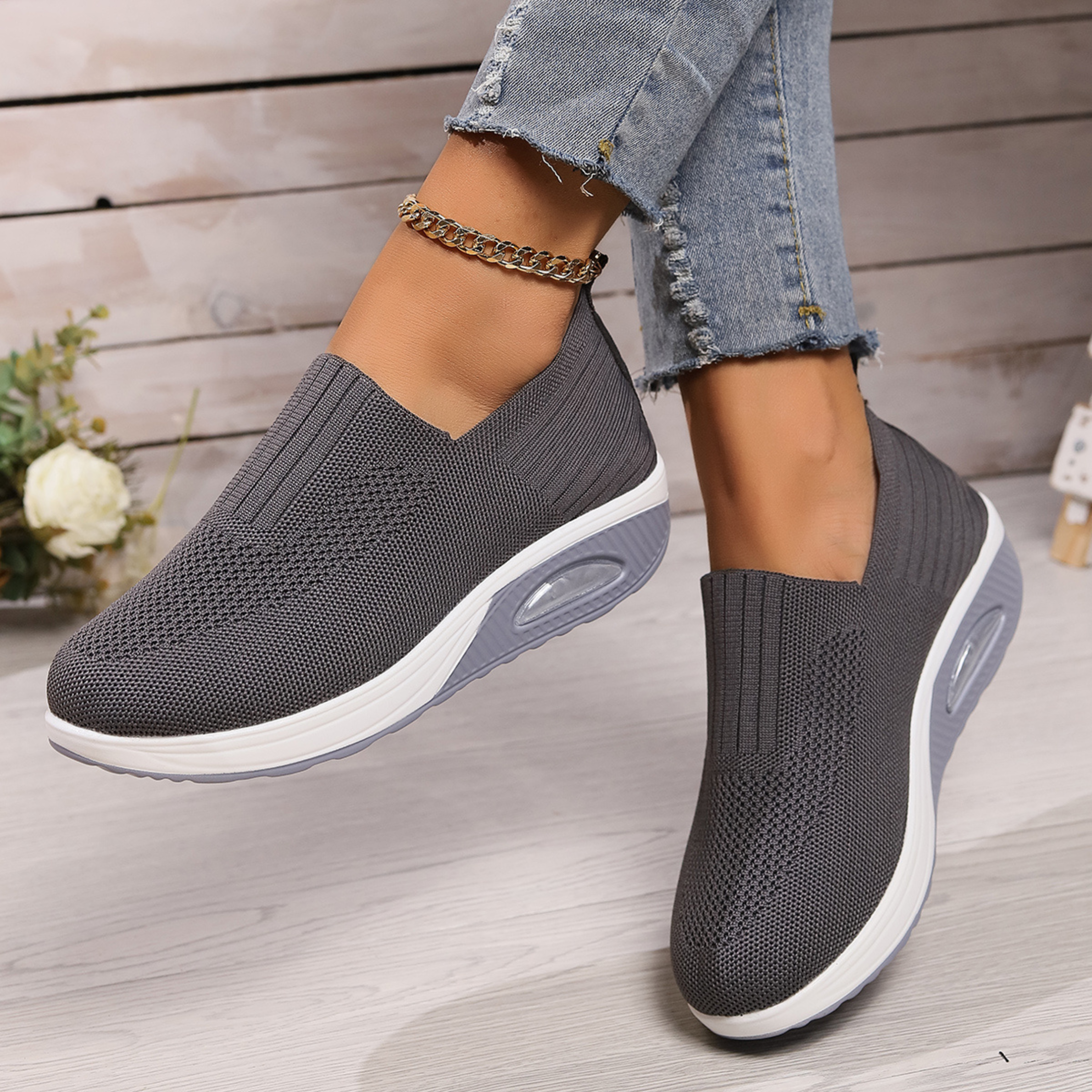 Grau / 43 EU | 9 UK | 11.5 US
