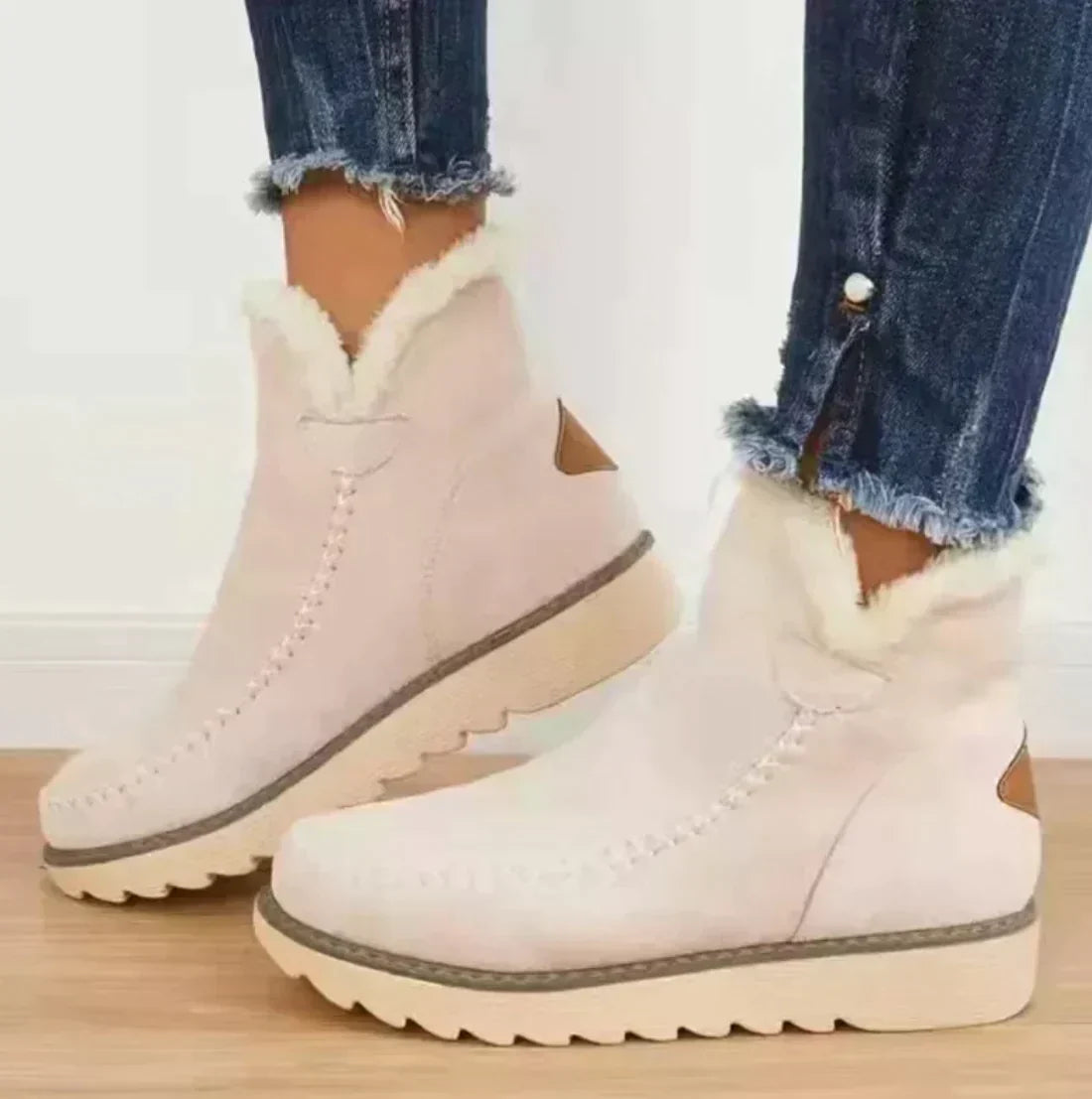Bottines femme fourrées daim synthétique semelle antidérapante bout rond