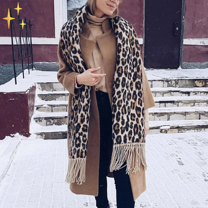 Écharpe tricotée femme motif léopard hiver douce et chaude
