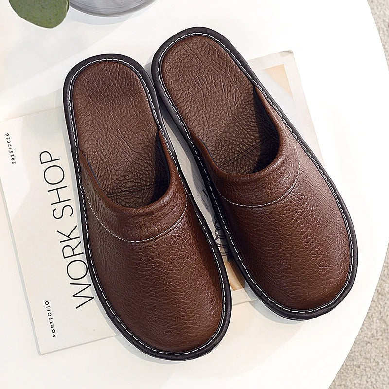 Chaussons femme slip-on design ergonomique semelle stable confort quotidien