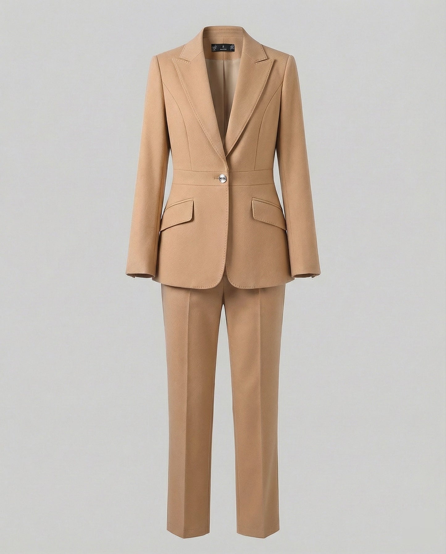 Tailleur femme | Blazer élégant, pantalon droit | Look moderne pour le bureau