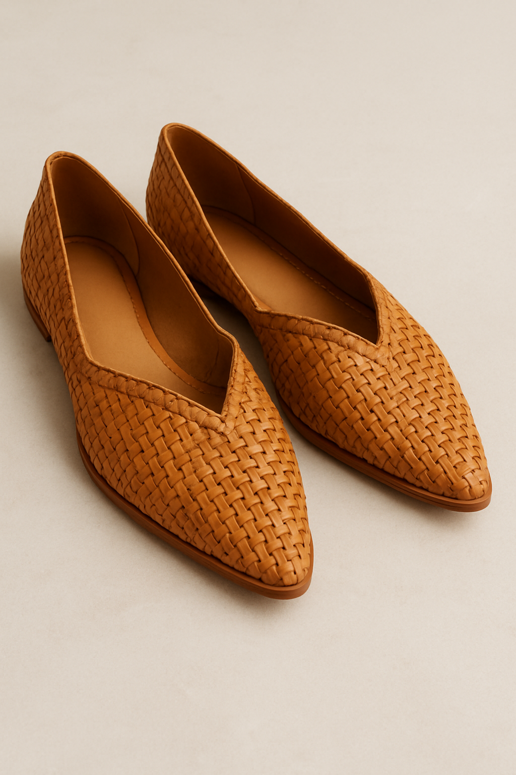 Sandales Élégantes Emmy à Talons Bas et Bout Pointu pour Femme-CHAUSSURES ORTHOPÉDIQUES-PARIS FEMME