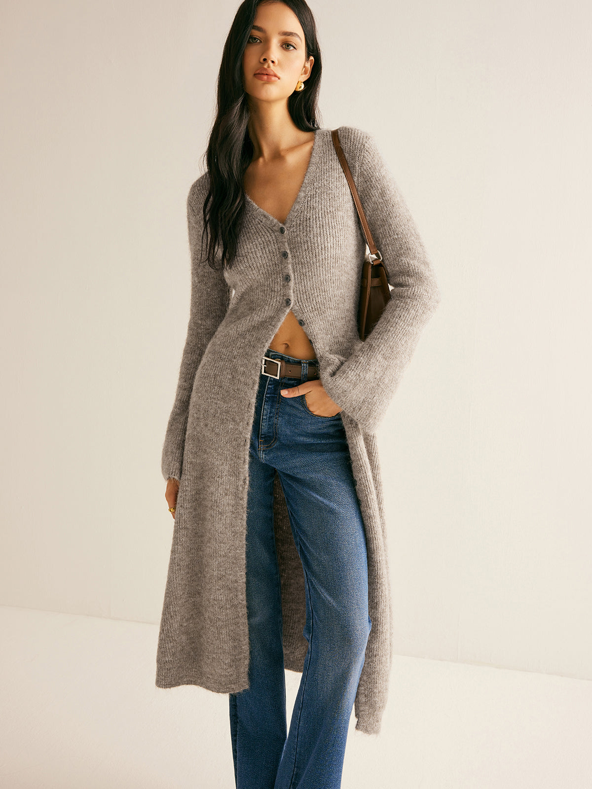 Robe pull femme col V boutonnée longueur midi coupe droite
