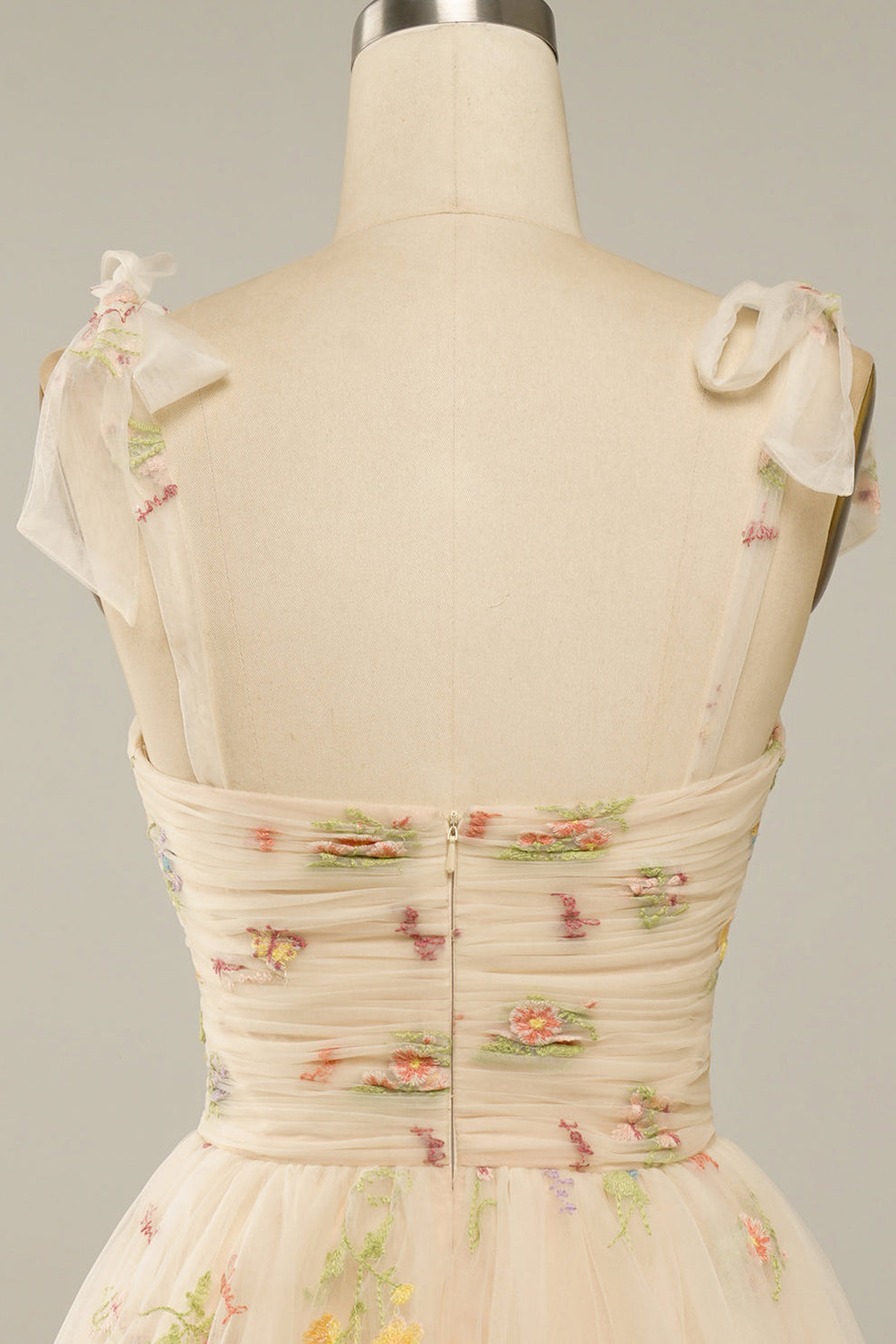 Suzy - Robe Tulle - Bal de Fin d'Année - Broderie Florale